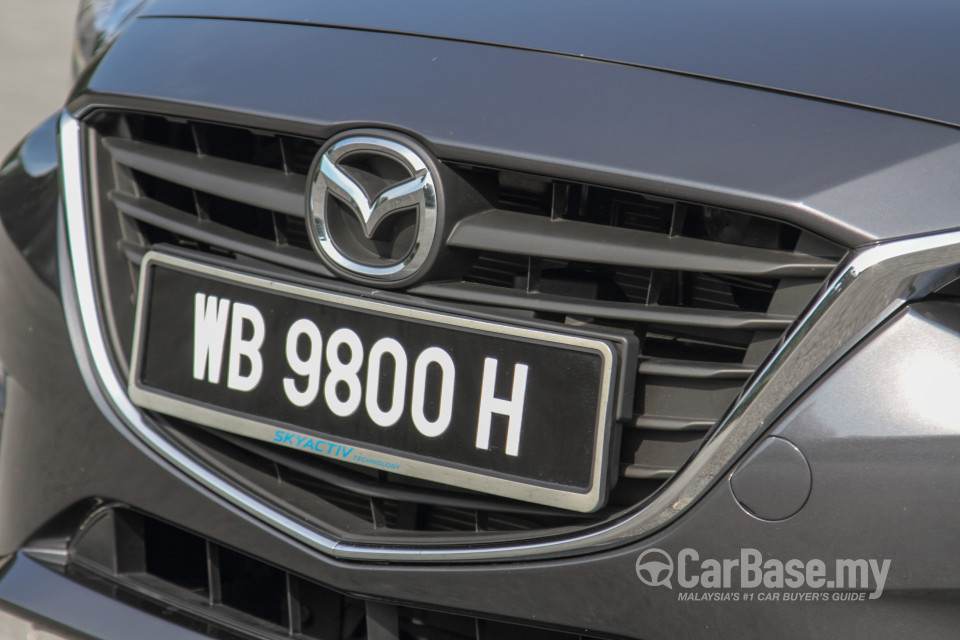 Mazda 3 Hatchback BM (2015) Exterior