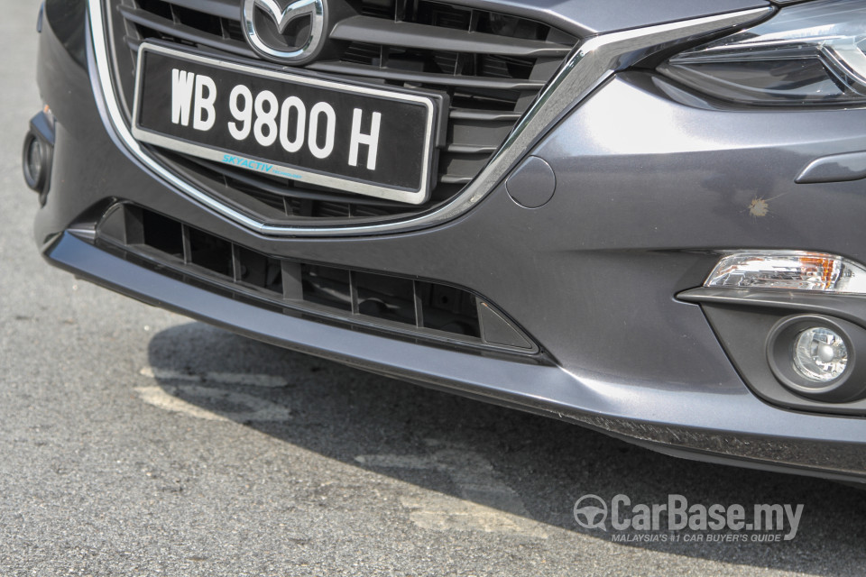 Mazda 3 Hatchback BM (2015) Exterior