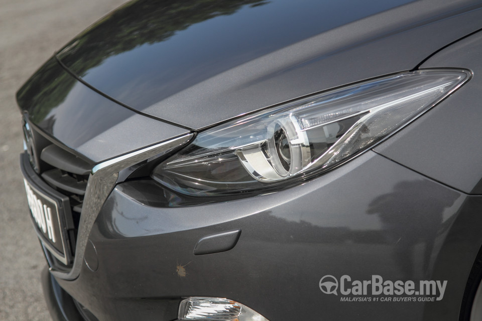 Mazda 3 Hatchback BM (2015) Exterior