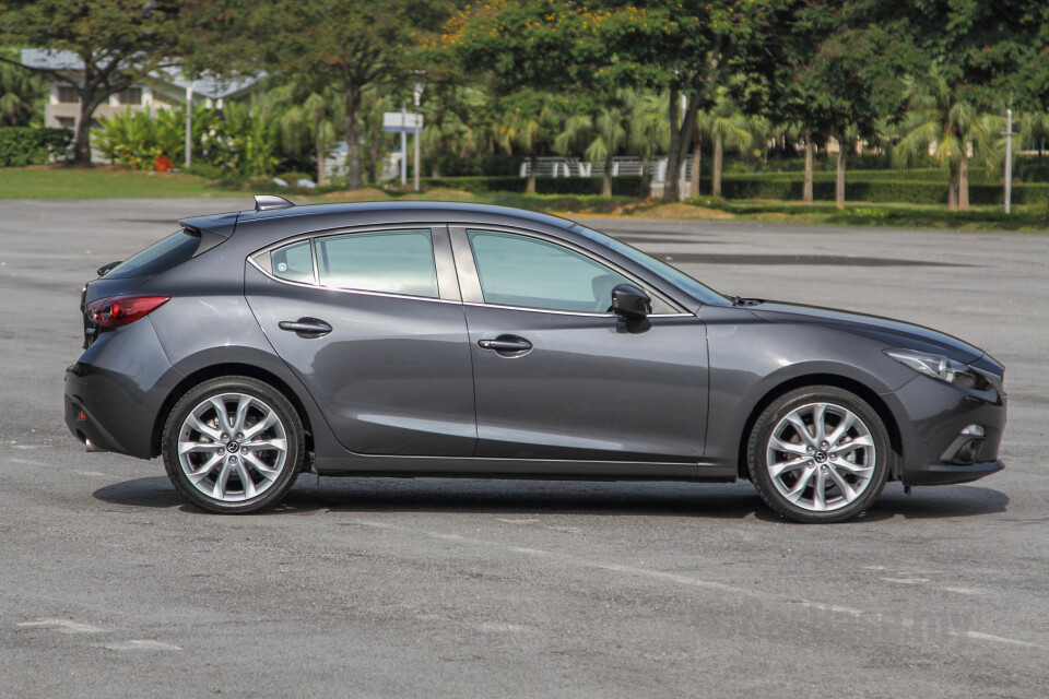 Mercedes-Benz A-Class W177 (2018) Exterior