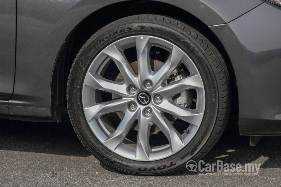 Mazda 3 Hatchback BM (2015) Exterior