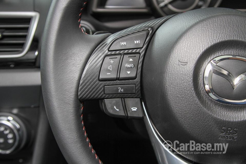 Mazda 3 Hatchback BM (2015) Interior