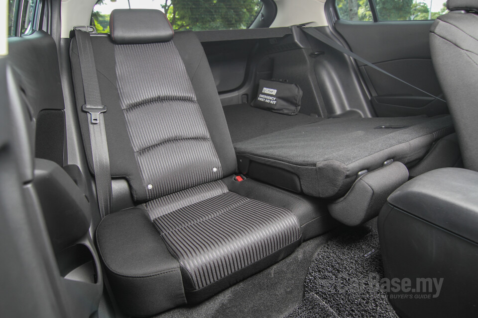 Toyota Fortuner AN160 (2016) Interior