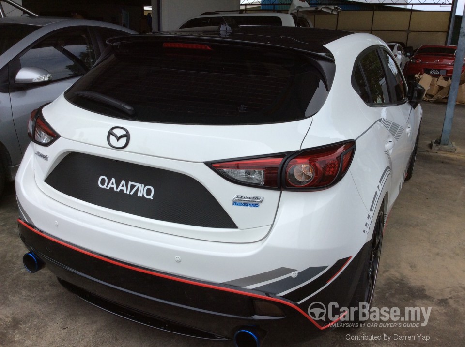 Mazda 3 Hatchback BM (2015) User