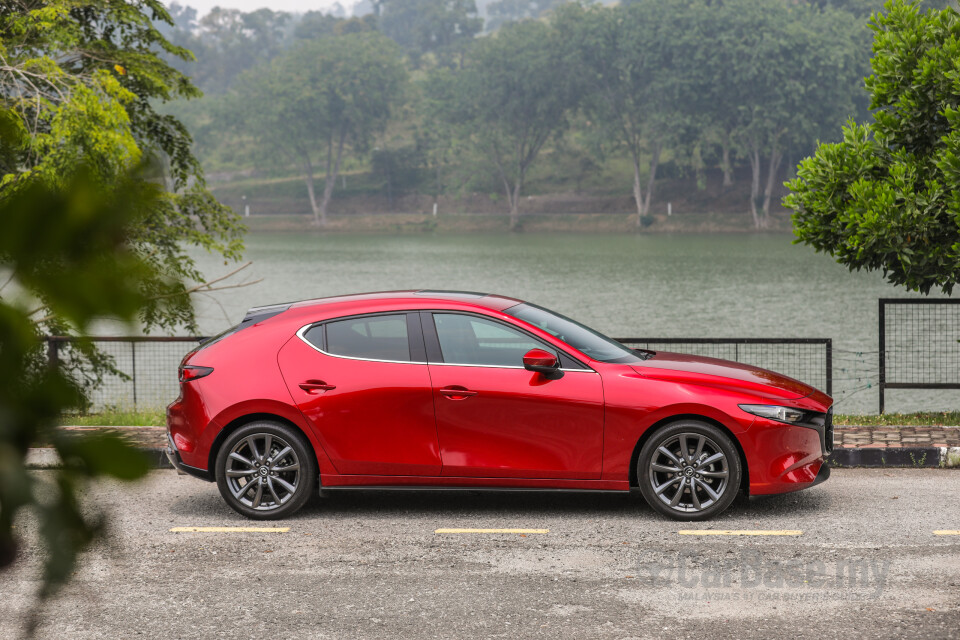 Mazda 3 Hatchback BP (2019) Exterior