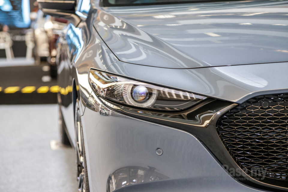 Mazda 3 Hatchback BP (2019) Exterior