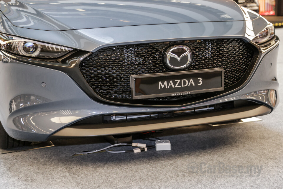 Mazda 3 Hatchback BP (2019) Exterior