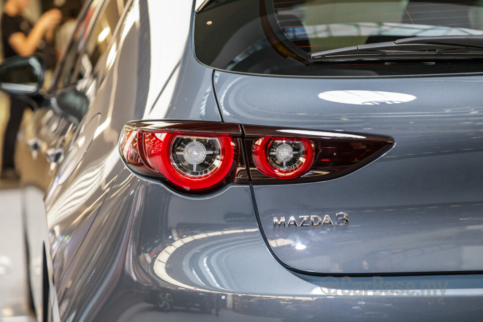 Mazda 3 Hatchback BP (2019) Exterior