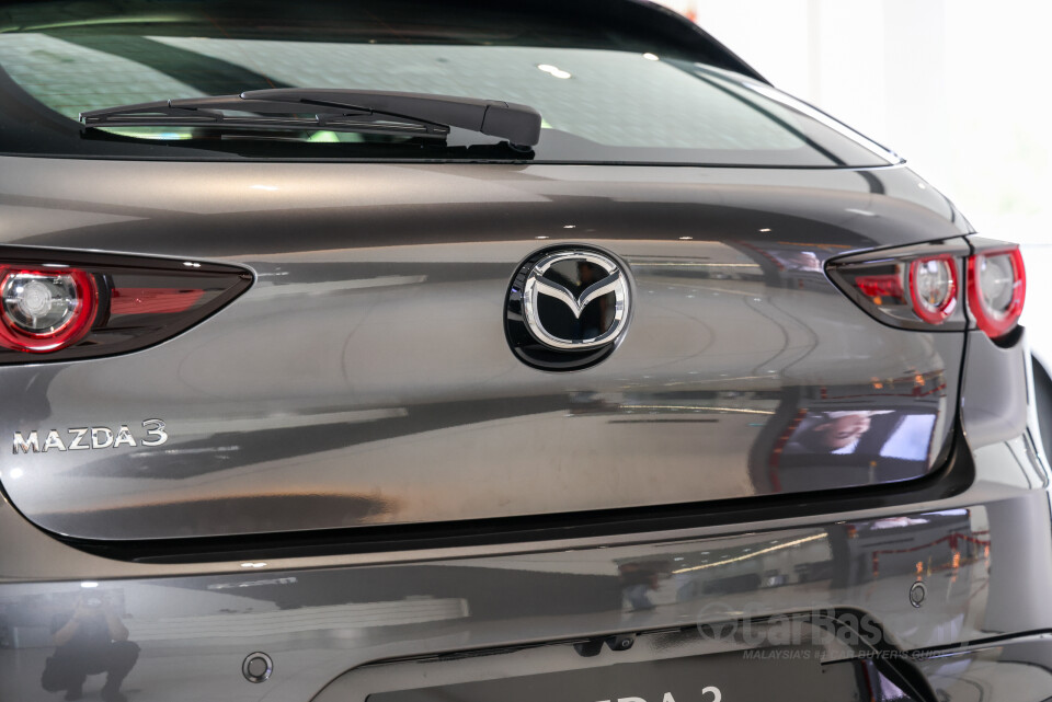 Mazda 3 Hatchback BP (2019) Exterior
