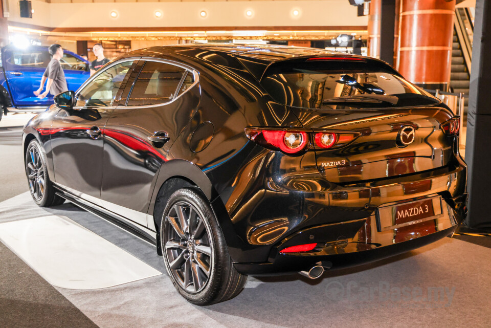 Mazda 3 Hatchback BP (2019) Exterior