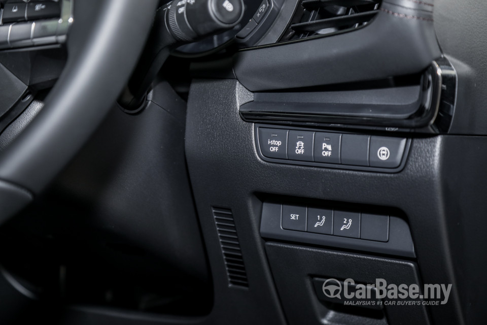 Mazda 3 Hatchback BP (2019) Interior