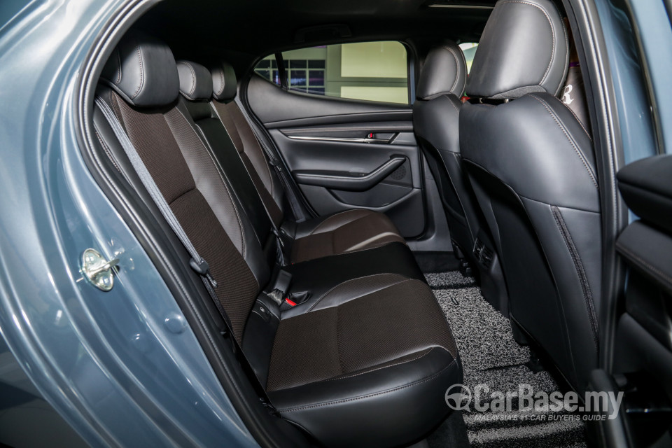 Mazda 3 Hatchback BP (2019) Interior