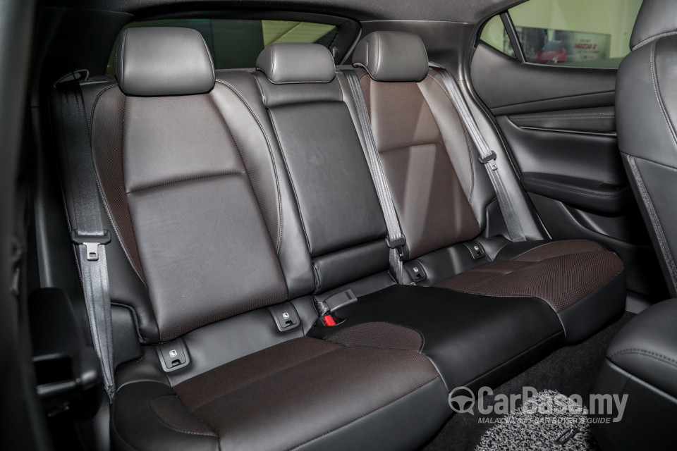 Mazda 3 Hatchback BP (2019) Interior