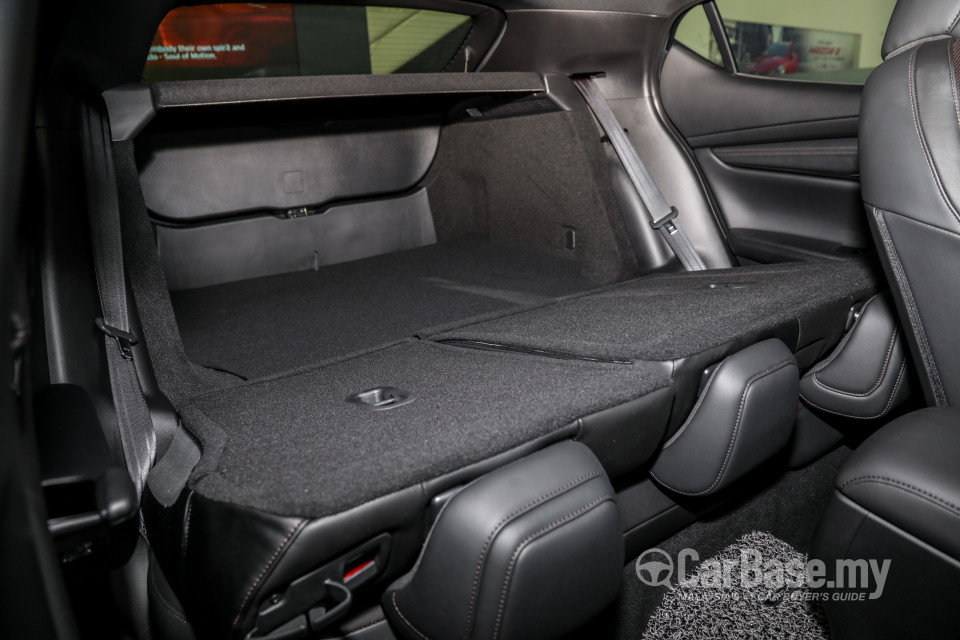 Mazda 3 Hatchback BP (2019) Interior