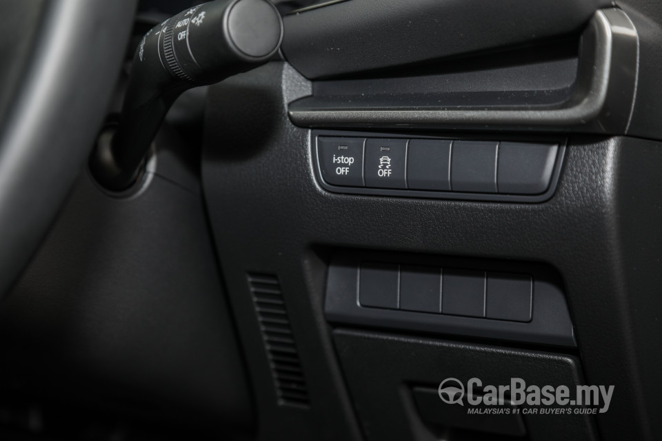 Mazda 3 Hatchback BP (2019) Interior