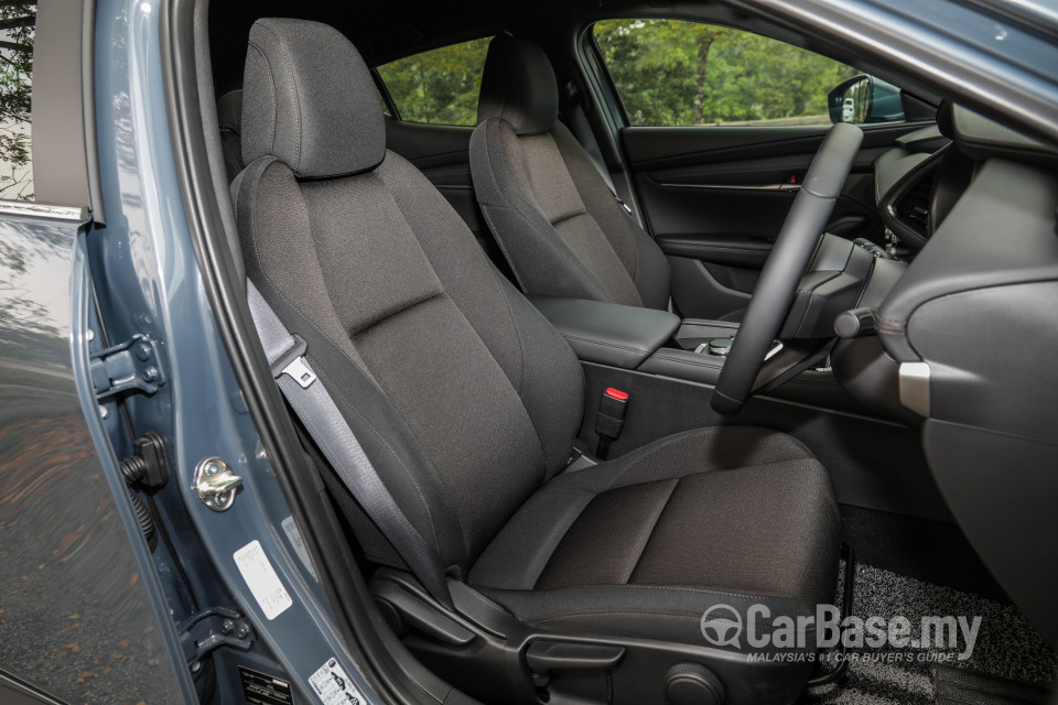 Mazda 3 Hatchback BP (2019) Interior