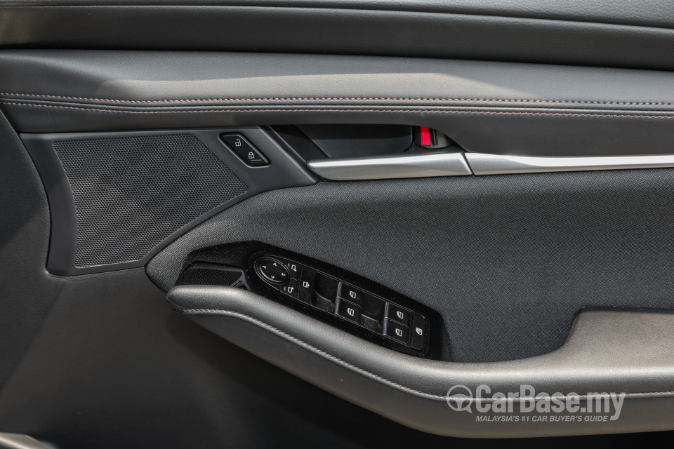 Mazda 3 Hatchback BP (2019) Interior