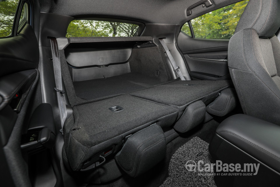Mazda 3 Hatchback BP (2019) Interior
