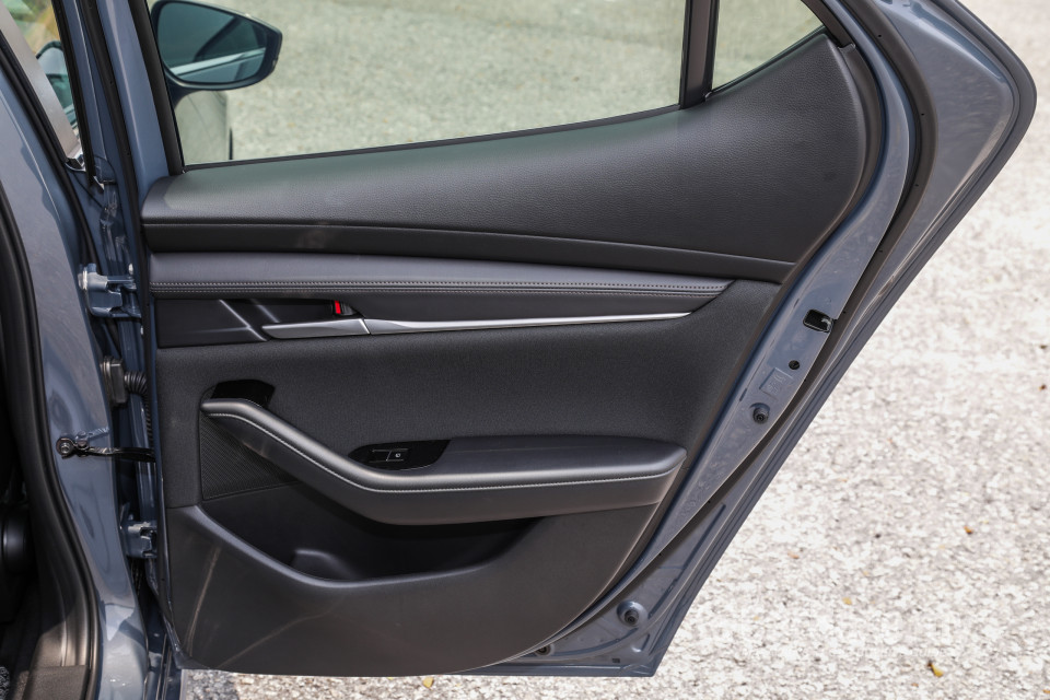 Mazda 3 Hatchback BP (2019) Interior