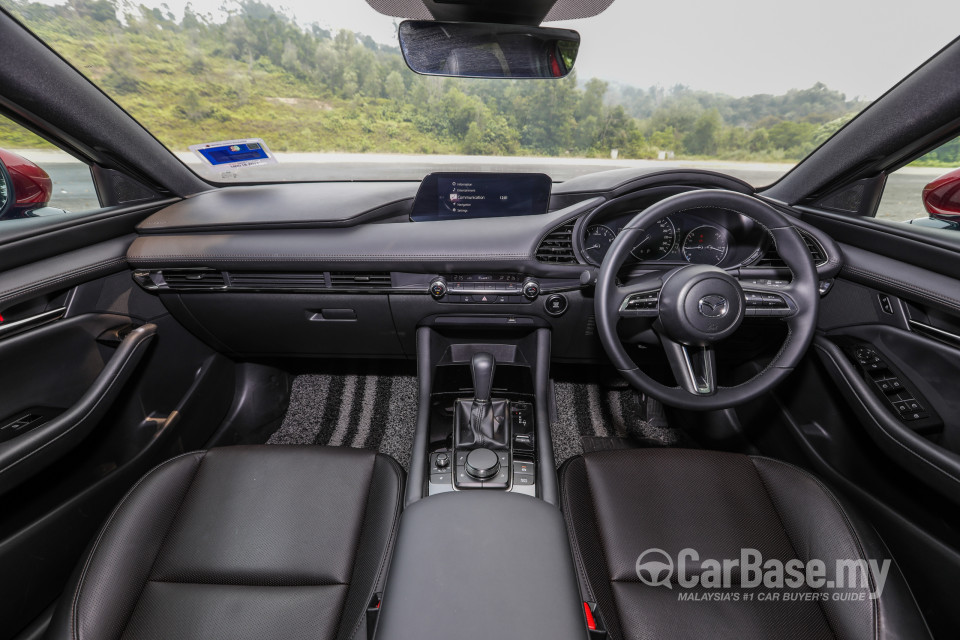 Mazda 3 Hatchback BP (2019) Interior