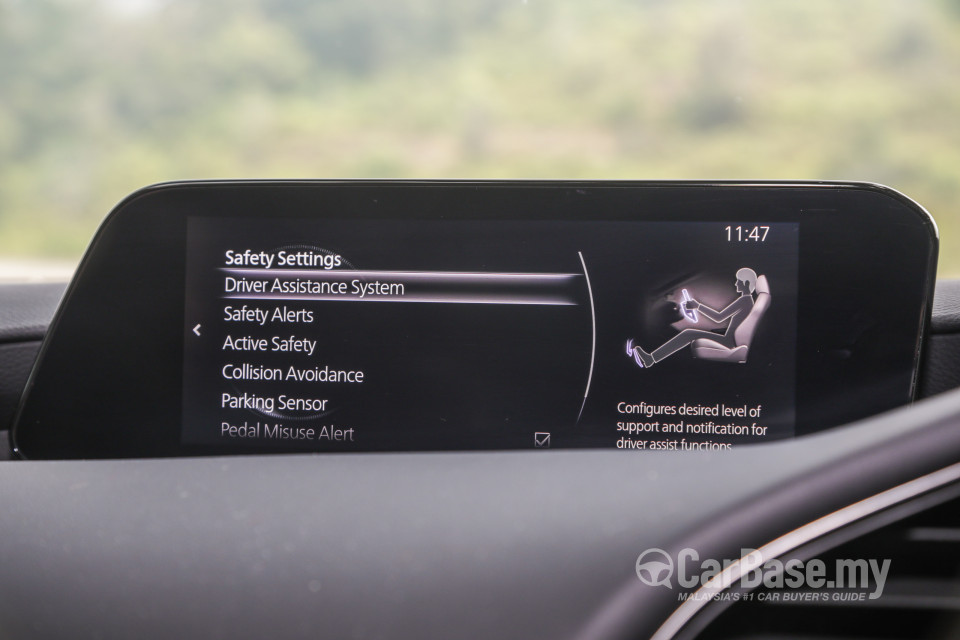 Mazda 3 Hatchback BP (2019) Interior