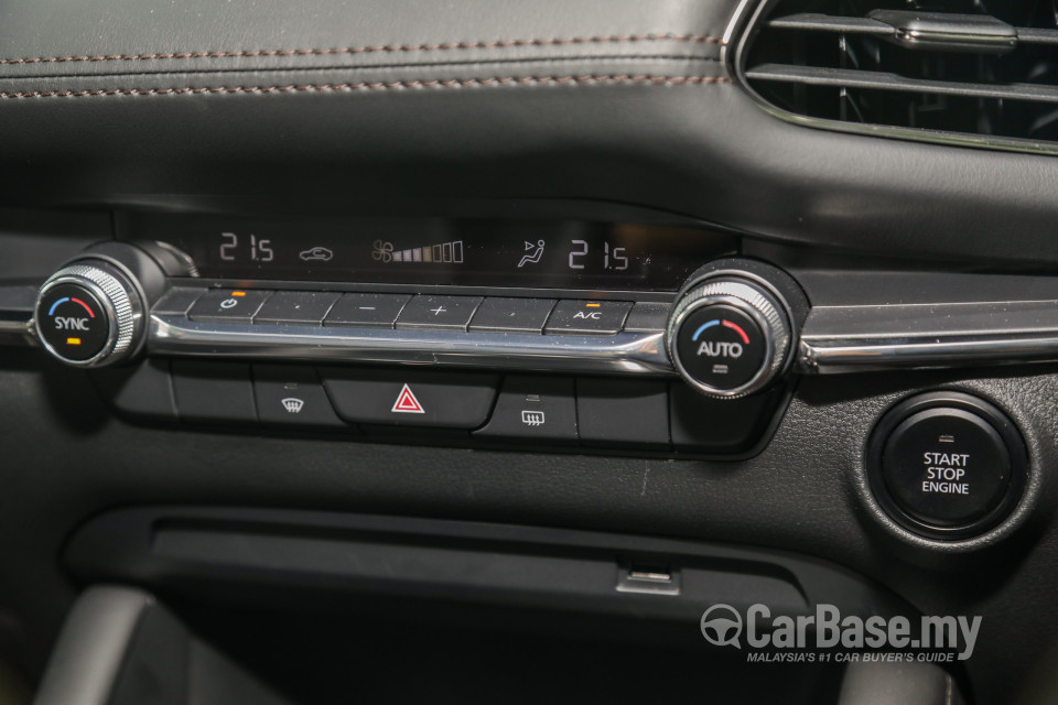 Mazda 3 Hatchback BP (2019) Interior