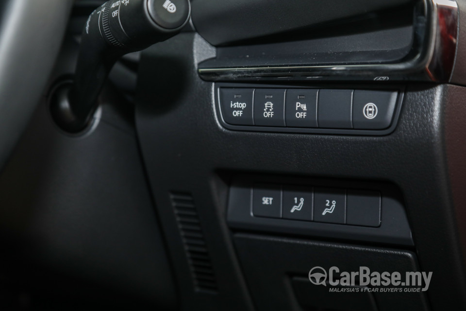 Mazda 3 Hatchback BP (2019) Interior