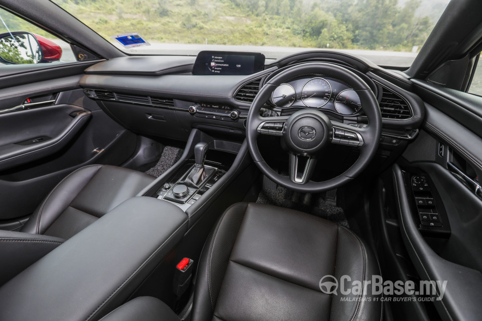Mazda 3 Hatchback BP (2019) Interior