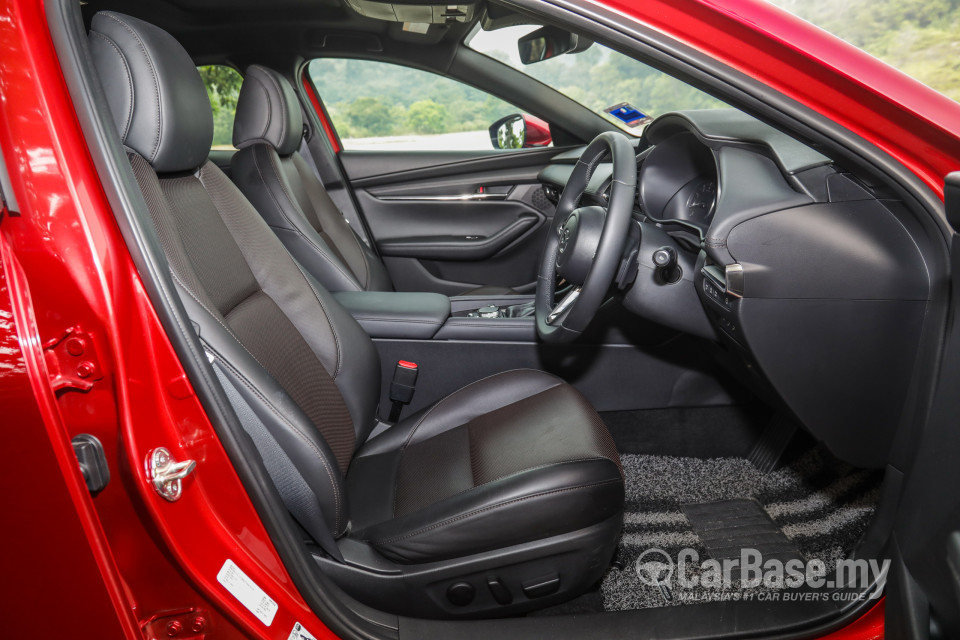 Mazda 3 Hatchback BP (2019) Interior
