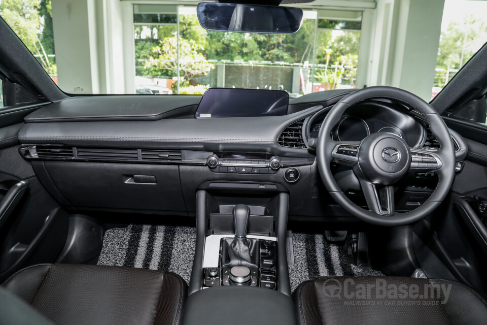 Mazda 3 Hatchback BP (2019) Interior