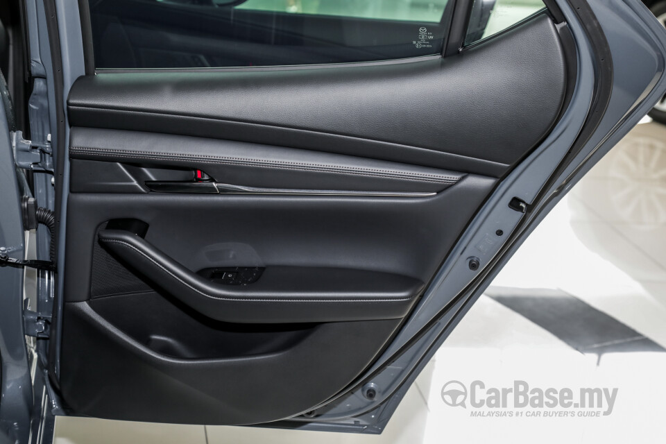 Mazda 3 Hatchback BP (2019) Interior