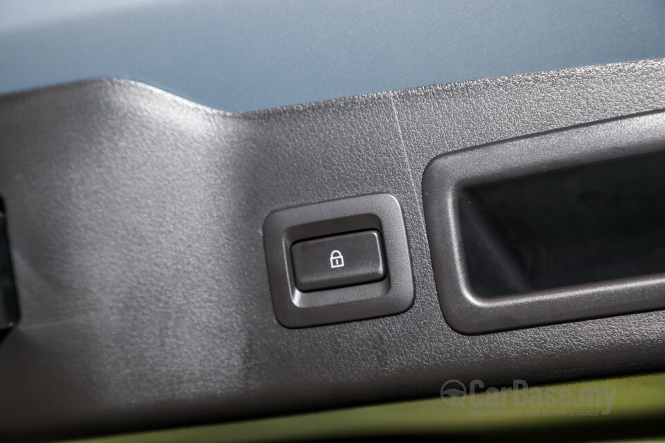 Mazda 3 Hatchback BP (2019) Interior