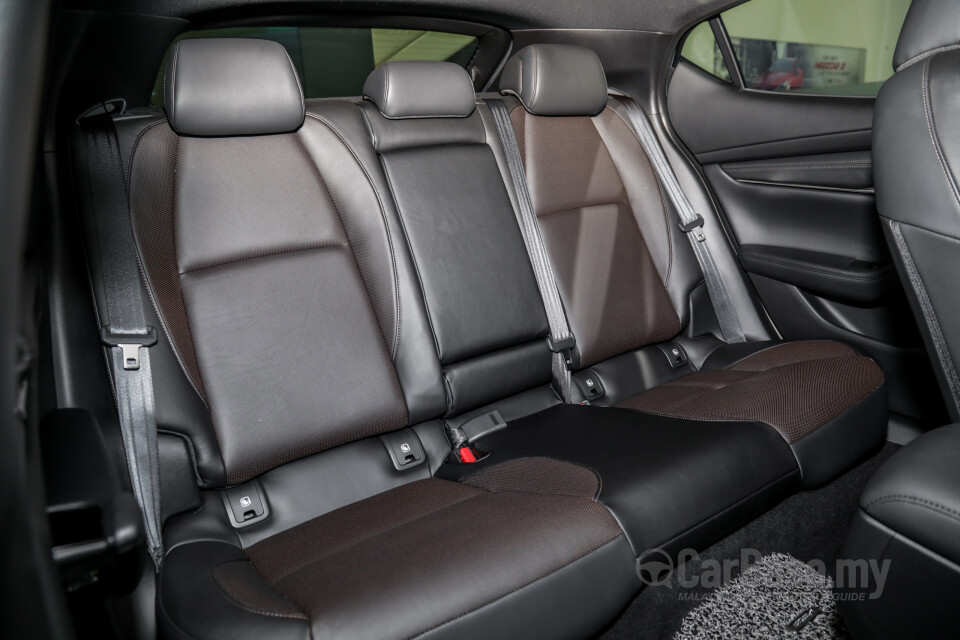 Mazda 3 Hatchback BP (2019) Interior
