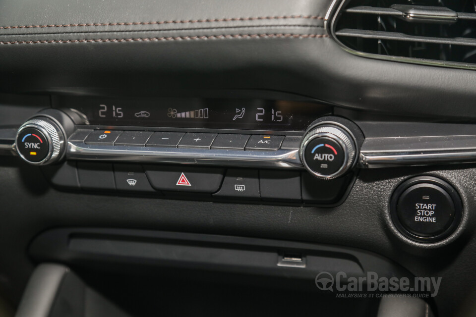 Mazda 3 Hatchback BP (2019) Interior