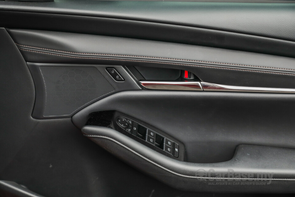 Mazda 3 Hatchback BP (2019) Interior