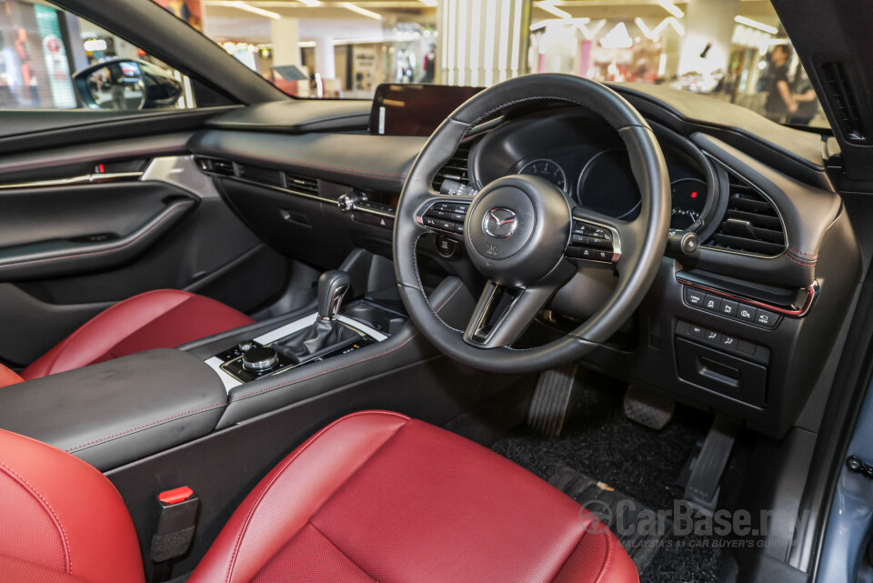 Mazda 3 Hatchback BP (2019) Interior
