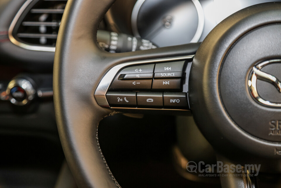 Mazda 3 Hatchback BP (2019) Interior