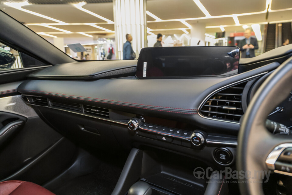 Mazda 3 Hatchback BP (2019) Interior