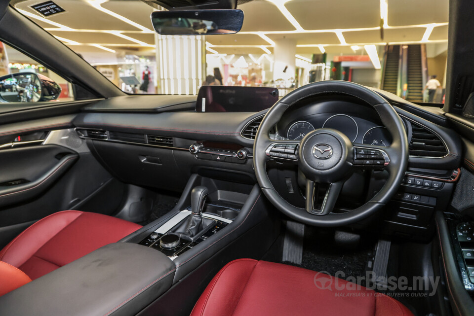 Mazda 3 Hatchback BP (2019) Interior