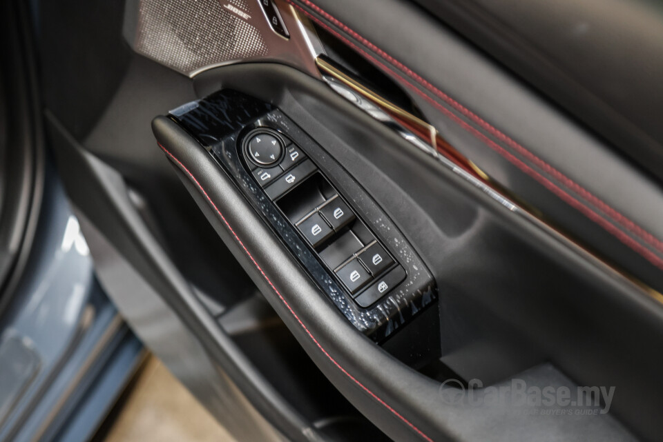 Mazda 3 Hatchback BP (2019) Interior