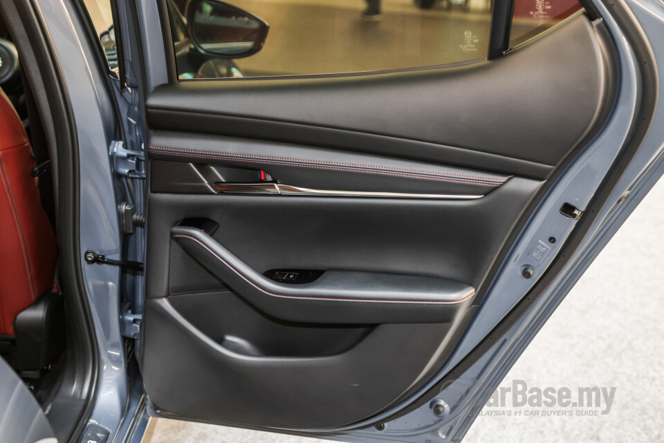 Mazda 3 Hatchback BP (2019) Interior