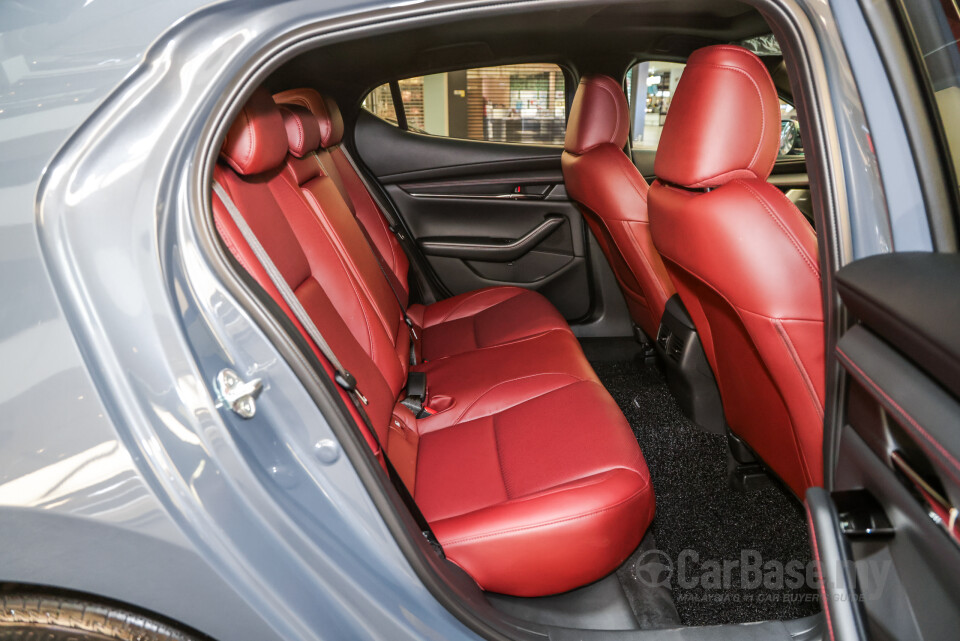 Mazda 3 Hatchback BP (2019) Interior