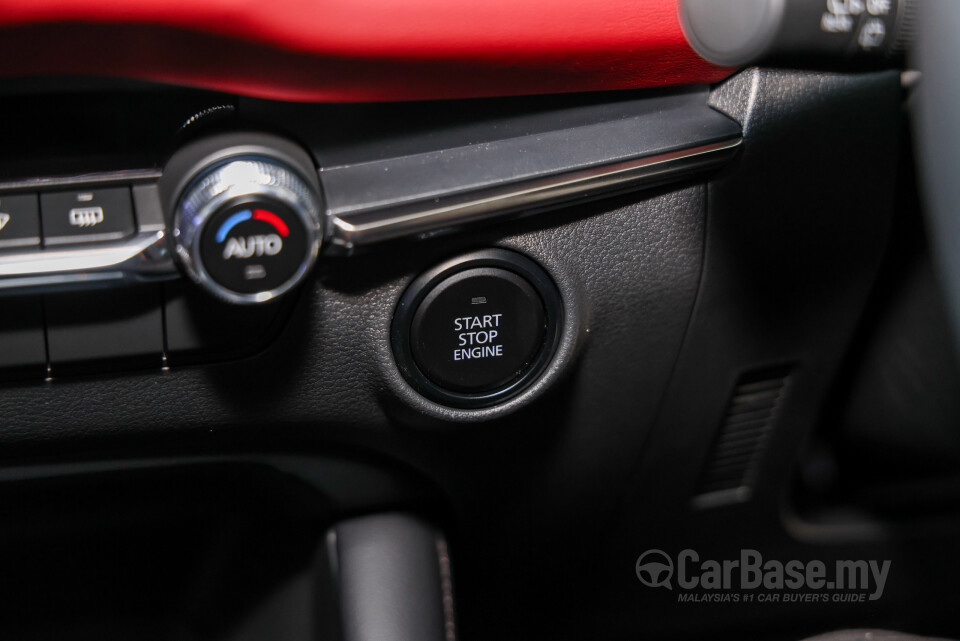Mazda 3 Hatchback BP (2019) Interior