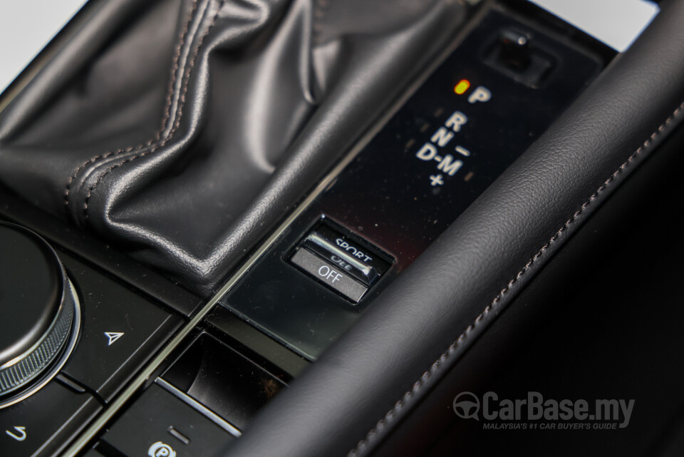 Mazda 3 Hatchback BP (2019) Interior
