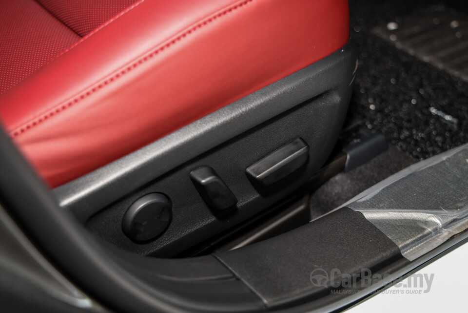 Mazda 3 Hatchback BP (2019) Interior