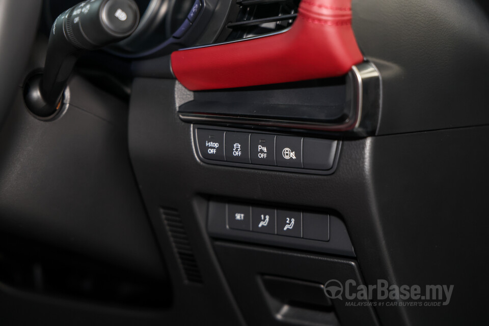 Mazda 3 Hatchback BP (2019) Interior