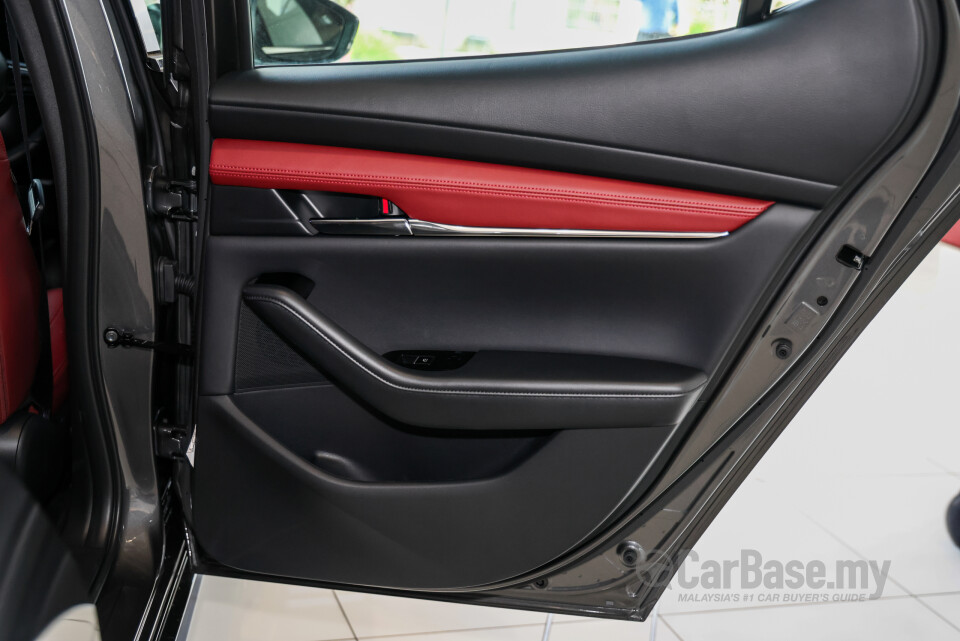 Mazda 3 Hatchback BP (2019) Interior