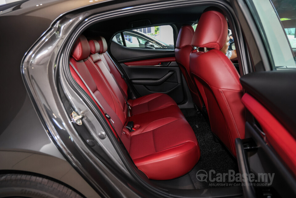 Mazda 3 Hatchback BP (2019) Interior