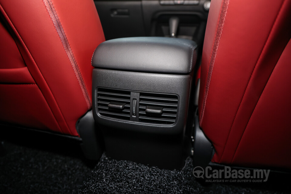 Mazda 3 Hatchback BP (2019) Interior