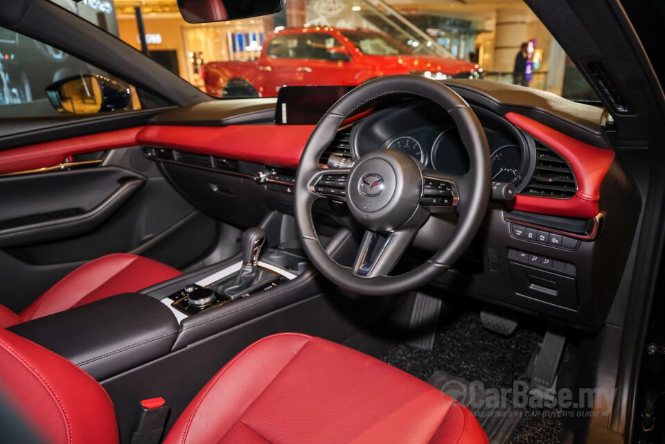 Mazda 3 Hatchback BP (2019) Interior